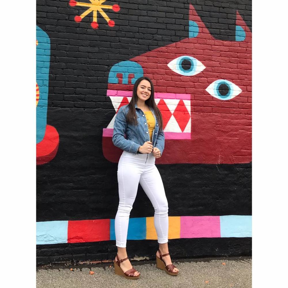 Meet your Posher, Abby